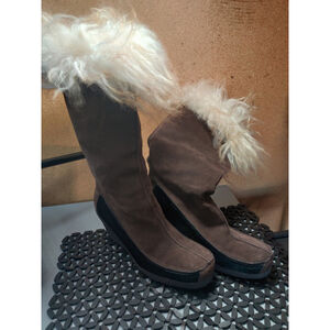Boots Calvin Klein Ranger, Brown Suede, fur trim, black Rubber Wedge. Winter 9.5